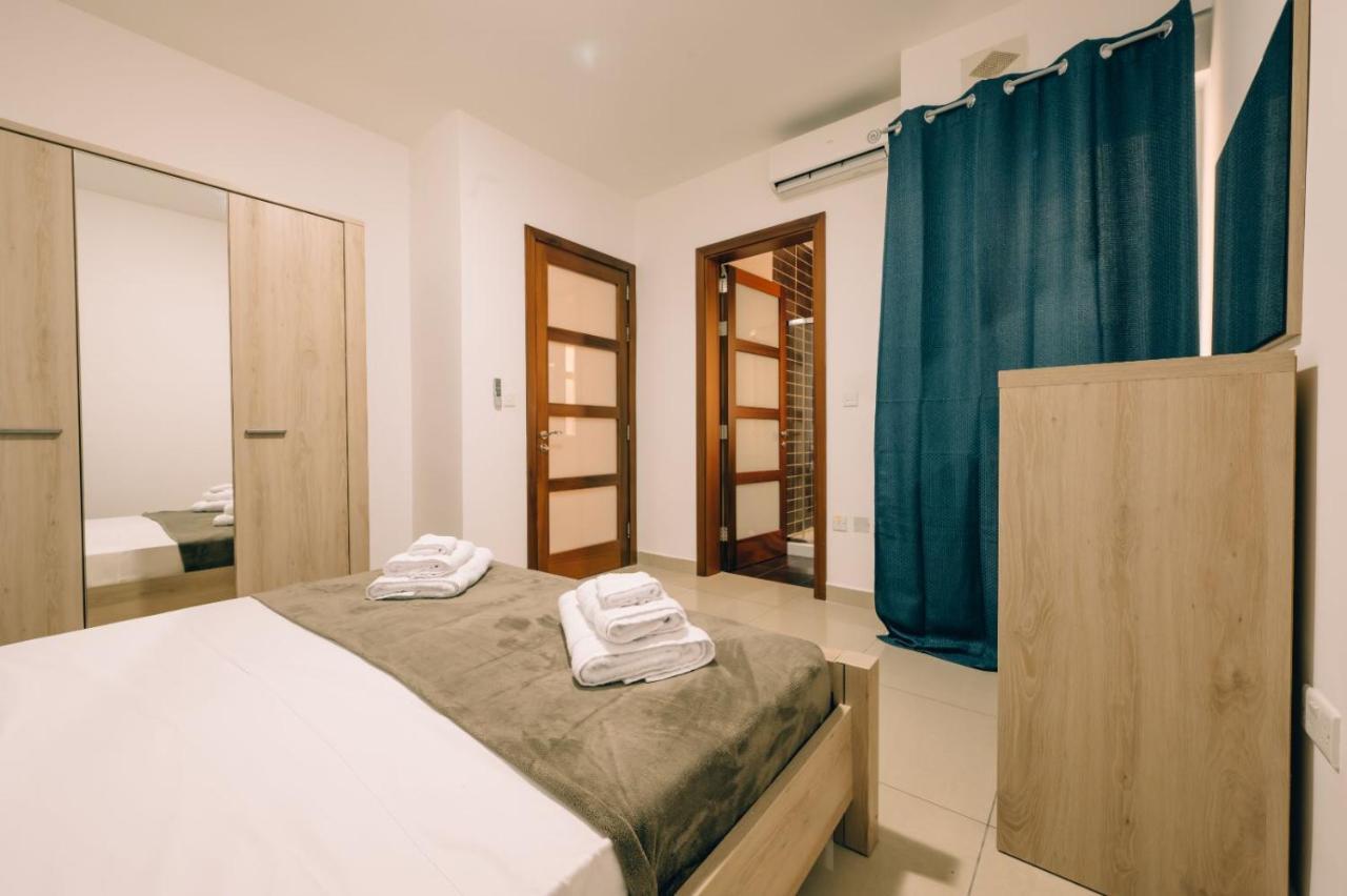 Crimson Court Is-Swieqi